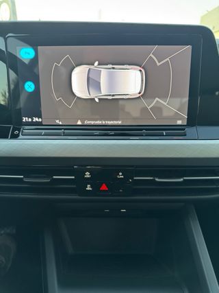 VW Golf Life 2.0TDi 115cv automatico