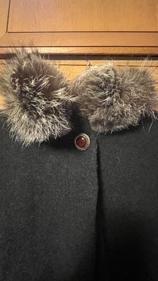 Cappotto con pelliccia nero grigio M/L