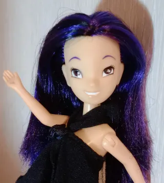 Muñeca Witch Hay Lin