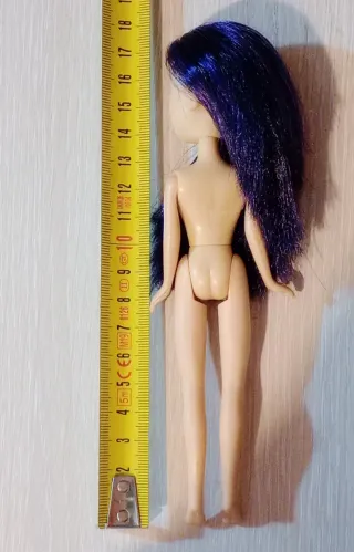 Muñeca Witch Hay Lin