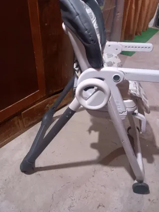 Trona Chicco Polly Progress