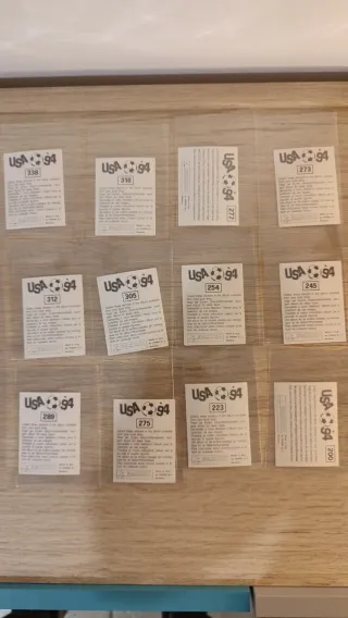 Lotto 33 figurine USA 94 diverse