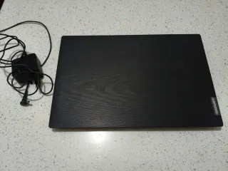 PC Portatile Lenovo Nero