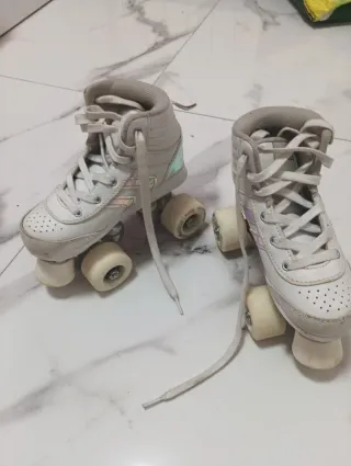 Patinetes blancos talla infantil