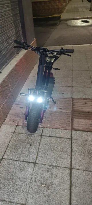 Patinete eléctrico Centauro 3000W con asiento