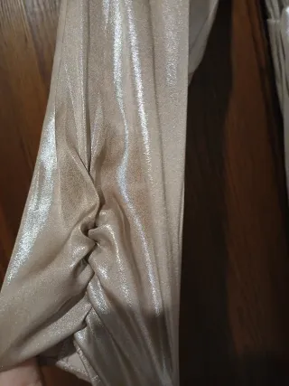 Traje de fiesta dorado mujer