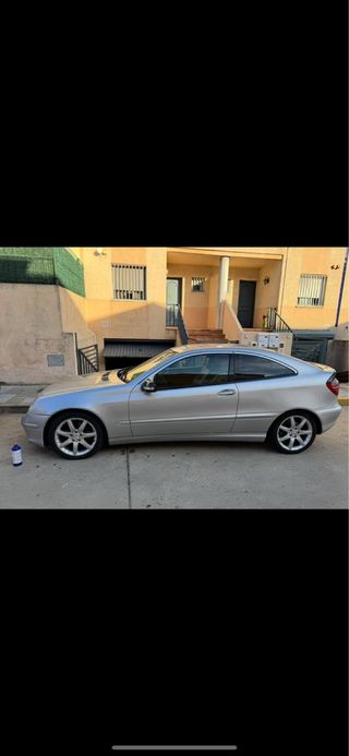 Mercedes-Benz Clase C 2001