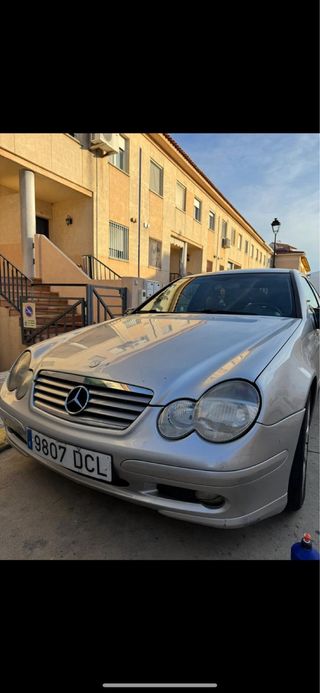 Mercedes-Benz Clase C 2001