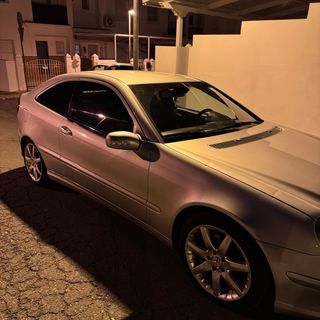 Mercedes-Benz Clase C 2001