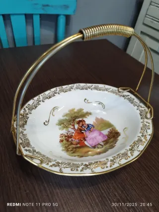 LIMOGES ANTIGUA BANDEJA CON ASAS DORADAS