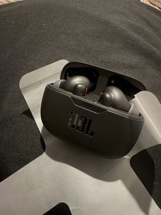 JBL Wave Beam 2 Negros