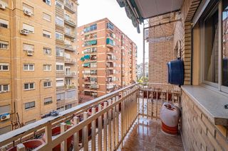 Piso en venta en Barrio de Zaidín en Granada