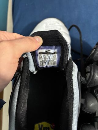 Nike VaporMax Plus Verde y Blanco