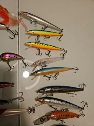 Lote de señuelos de pesca