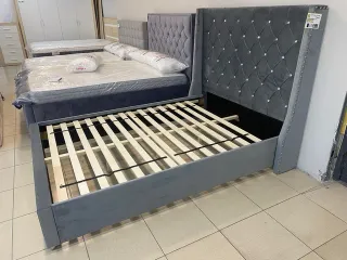 Cama Maldives Gris Terciopelo