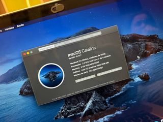 MacBook Pro Retina 15,4”