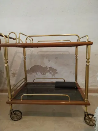 Camarera Vintage Madera y Metal