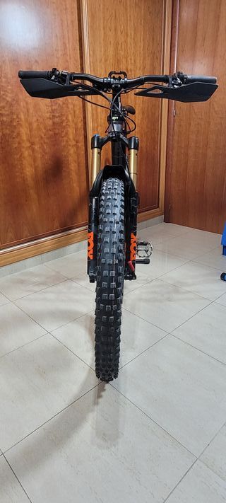 BH Atom X 2021 Talla M