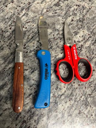 Lote 3 herramientas: tijeras y navajas