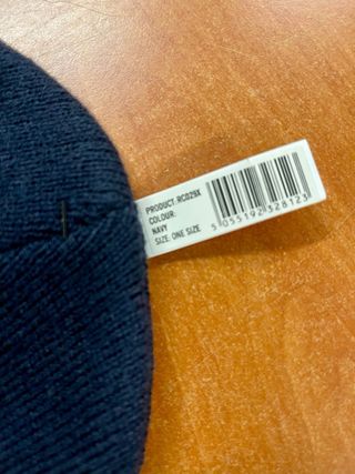 Gorro Result azul de lana.