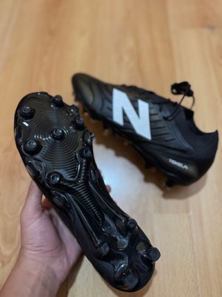 Botas Fútbol New Balance Tekela 42