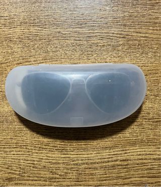 Gafas de sol aviador plateadas y negras