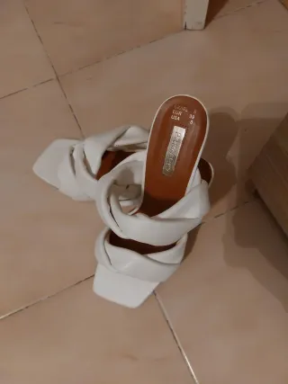 Sandalias de tacón blancas Primark
