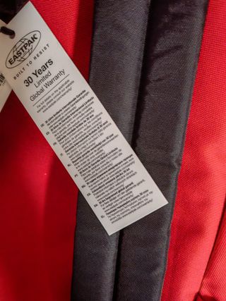 Mochila Eastpak NUEVA con Etiquetas