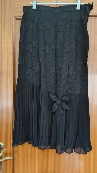 Falda larga fiesta negra talla 42