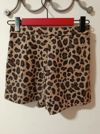 Falda pantalón estampado leopardo