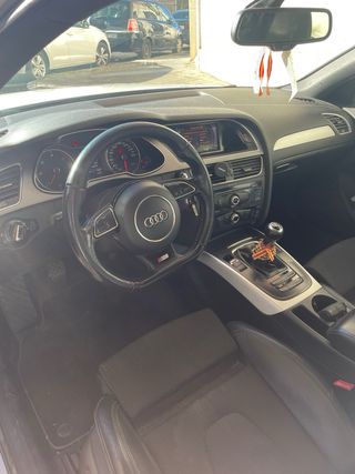 Audi A4 2014