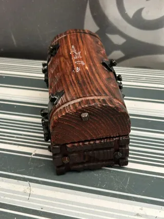 Caja cofre antiguo de madera