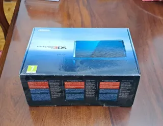 Nintendo 3DS Azul Aqua con caja y manuales.