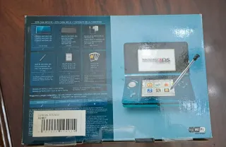 Nintendo 3DS Azul Aqua con caja y manuales.