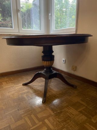 Mesa redonda vintage de madera