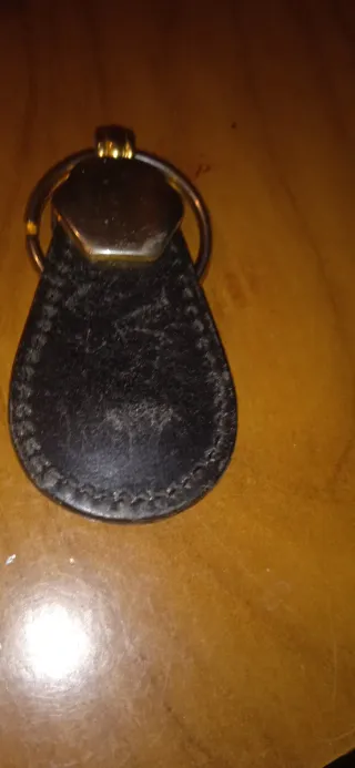 Portachiavi in pelle GMV