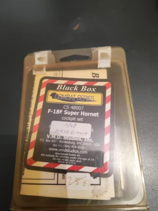 Maqueta 1/48 kit en resina F-18F Super Hornet