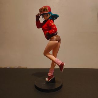Figura Dragon Ball Bulma com Chapéu