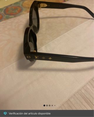 Gafas de sol Louis Vuitton negras. Sin caja.