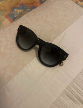 Gafas de sol Louis Vuitton negras. Sin caja.