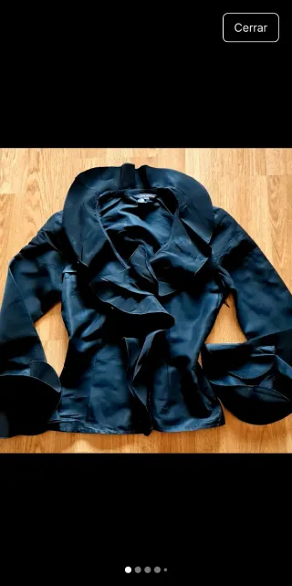 Blusa Zara volantes Talla M