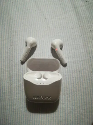 Auriculares Bluetooth Branco