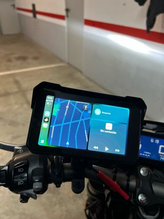 Pantalla de Moto CarPlay y Android Auto