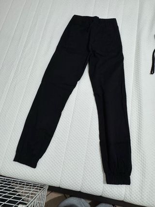 Pantaloni neri Bershka