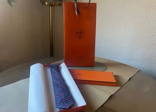 Corbata Hermès 100% Seda