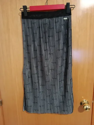 Falda plisada con estampado