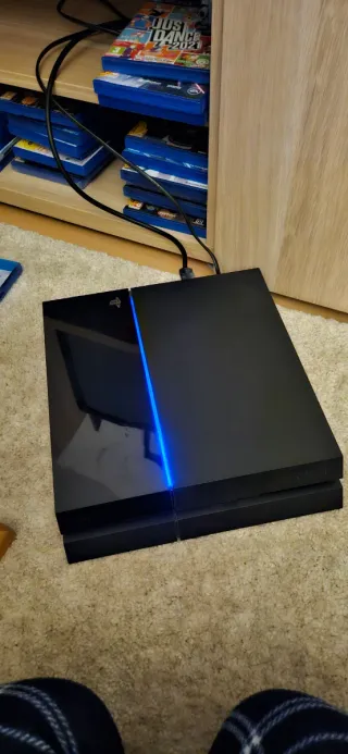 PS4 Original con 2 mandos