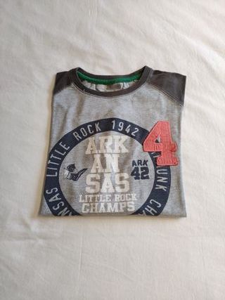 Camiseta manga larga gris y roja