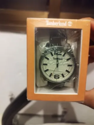 Reloj Timberland Negro y Blanco