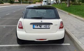 MINI Cooper 2011